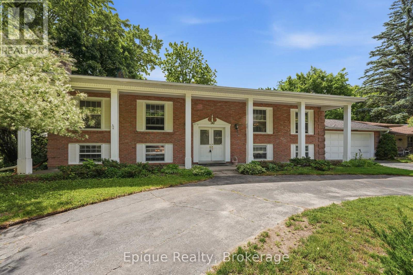 50 COMBERMERE CRESCENT, Waterloo, Ontario