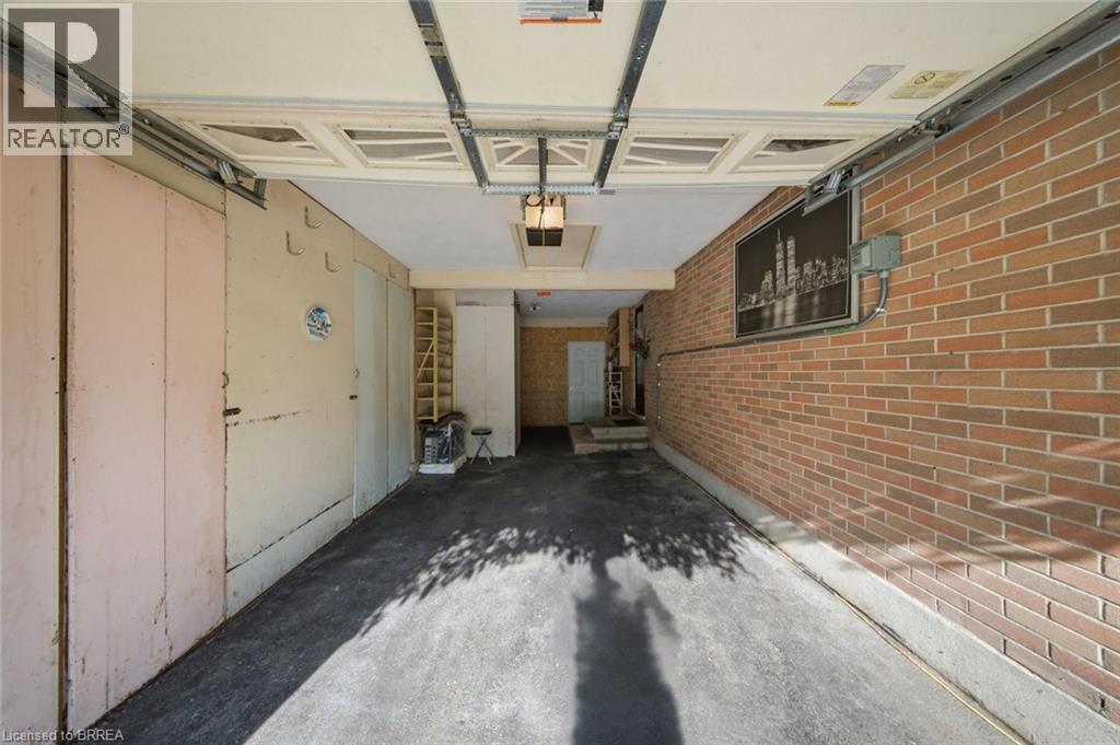106 Memorial Drive, Brantford, Ontario  N3R 5S3 - Photo 29 - 40839467