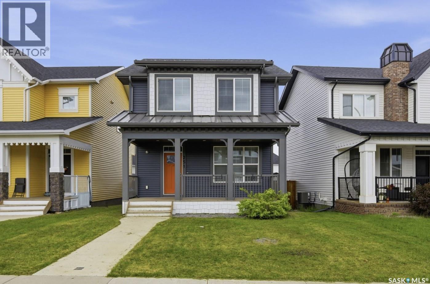 251 Newton LINK, Saskatoon, Saskatchewan