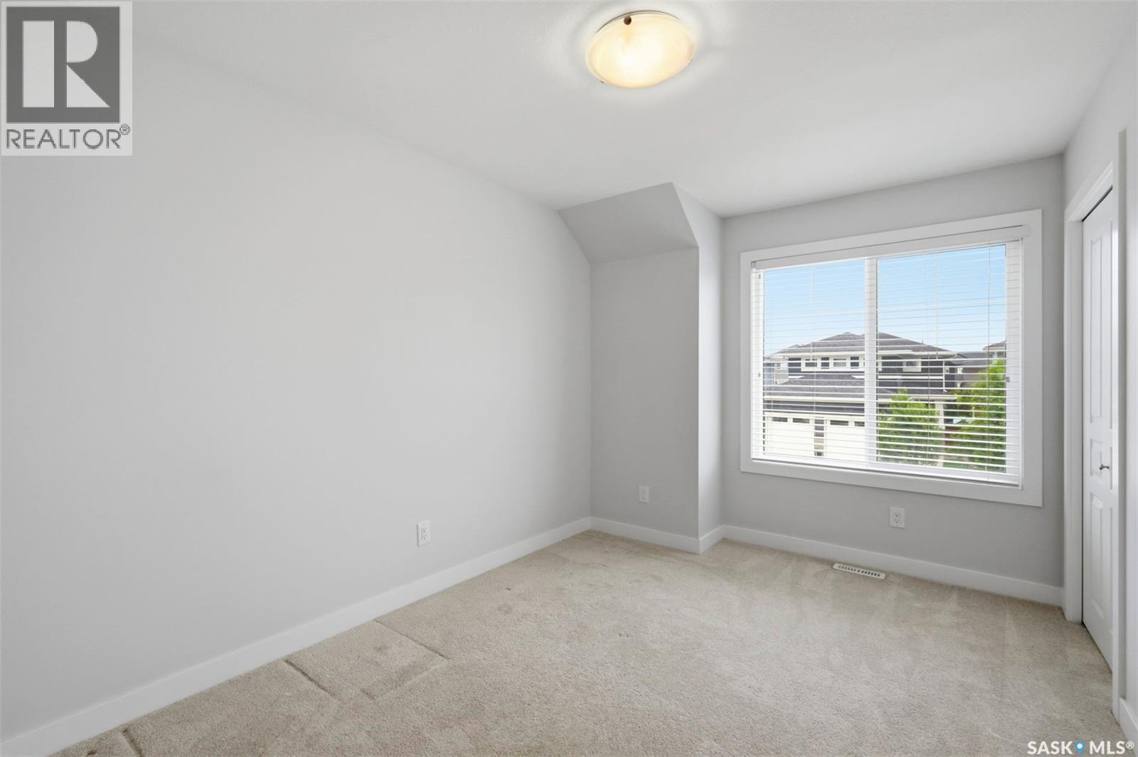 251 Newton Link, Saskatoon, Saskatchewan  S7V 0M8 - Photo 28 - SK039352