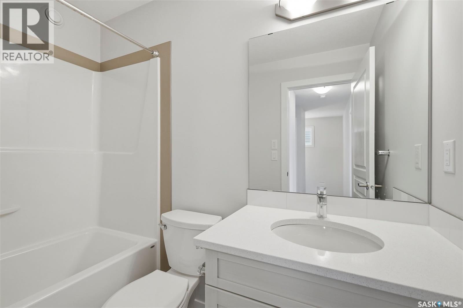251 Newton Link, Saskatoon, Saskatchewan  S7V 0M8 - Photo 29 - SK039352