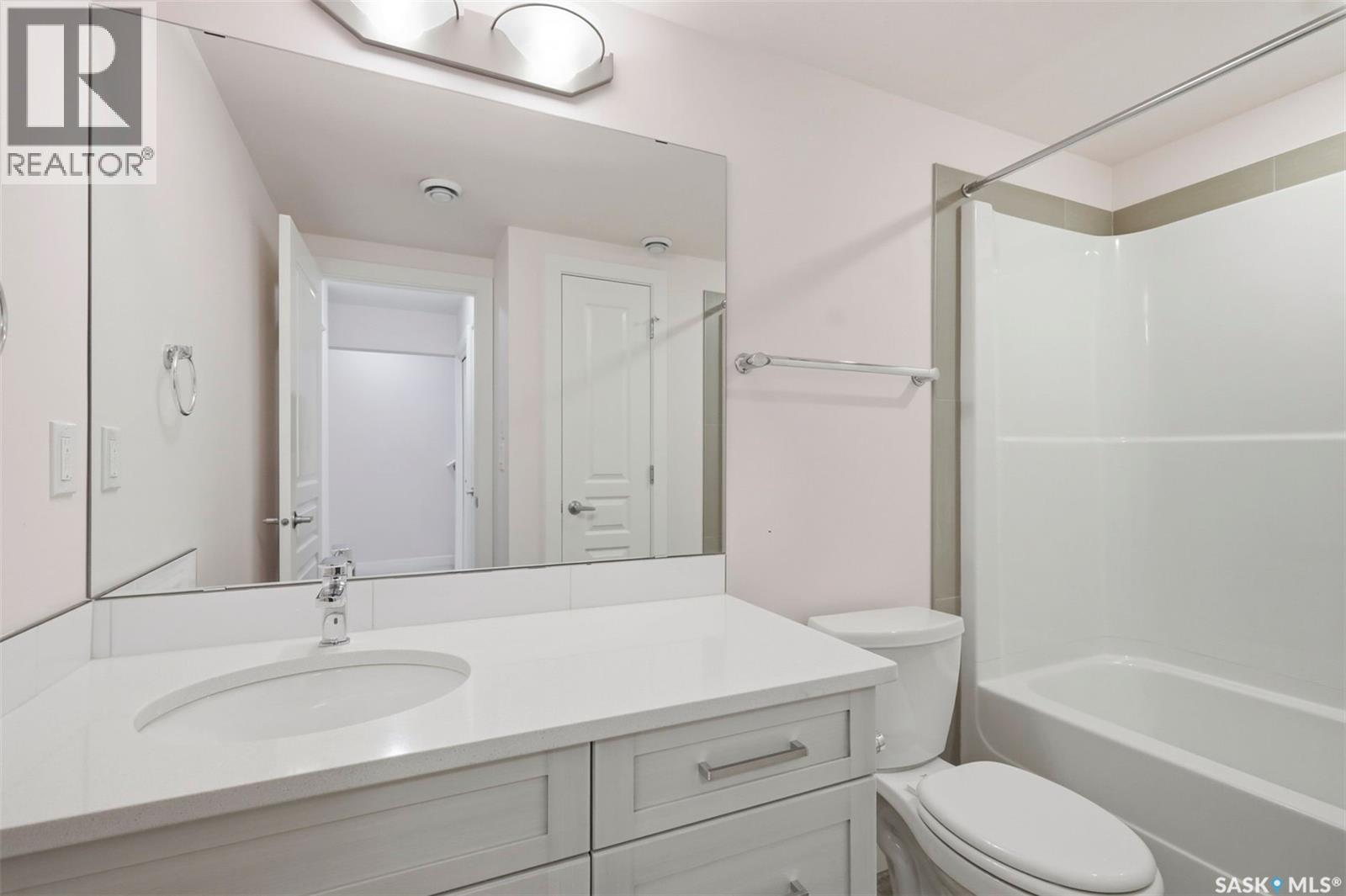 251 Newton Link, Saskatoon, Saskatchewan  S7V 0M8 - Photo 35 - SK039352