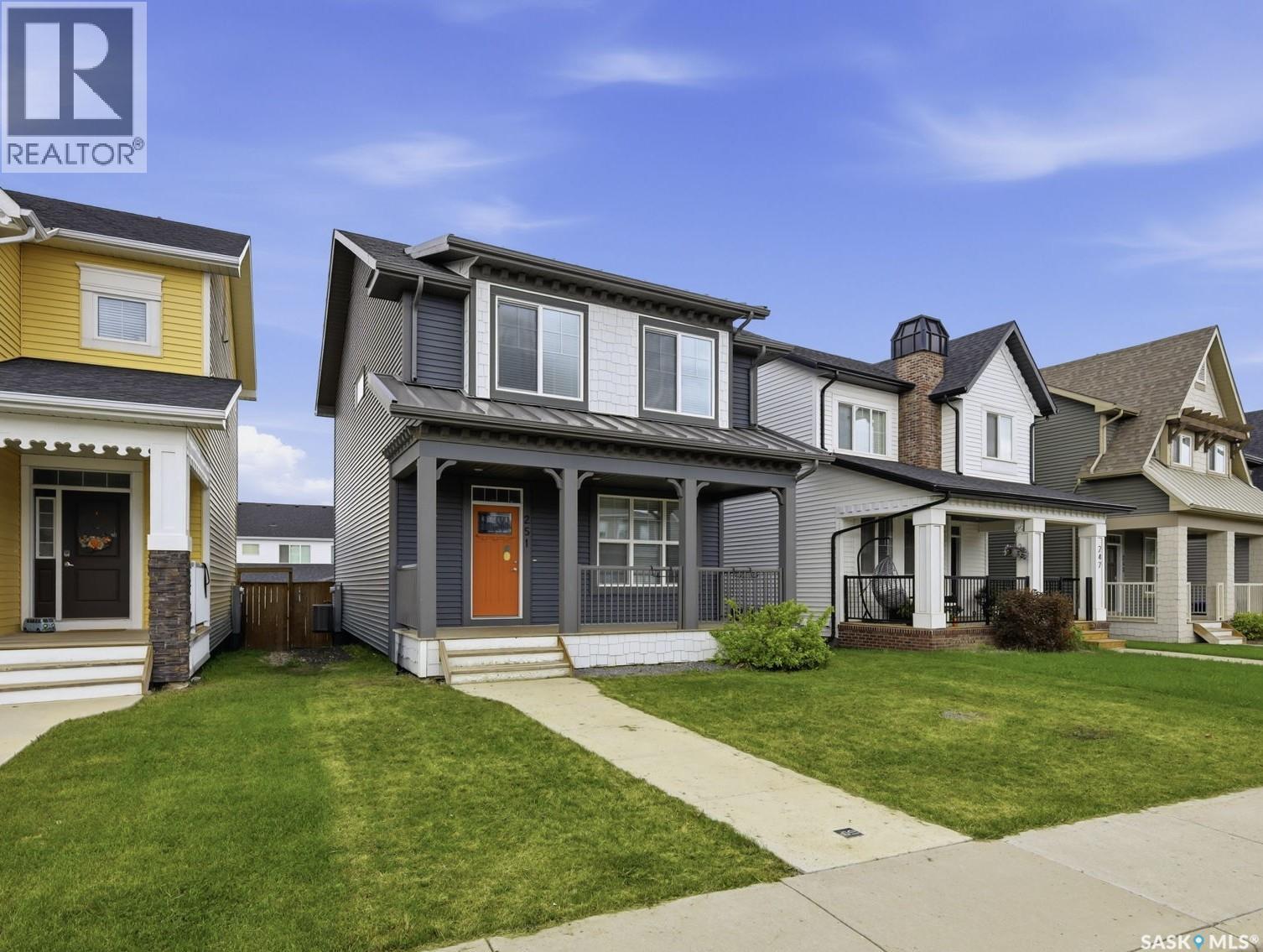 251 Newton Link, Saskatoon, Saskatchewan  S7V 0M8 - Photo 4 - SK039352