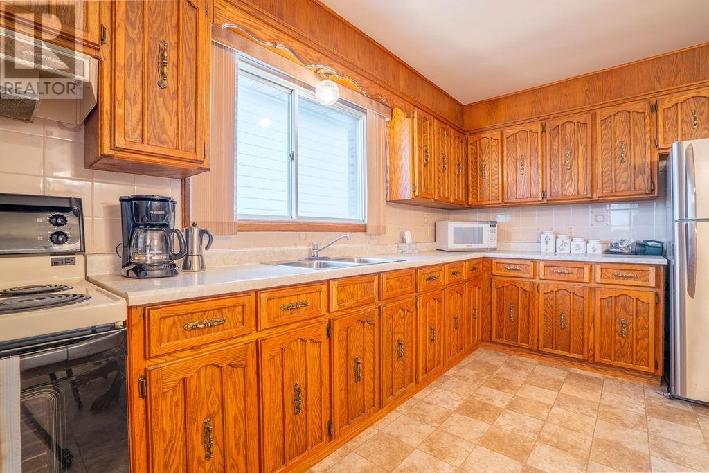 34 Bitonti Cres, Sault Ste. Marie, Ontario  P6C 6A9 - Photo 17 - SM261407