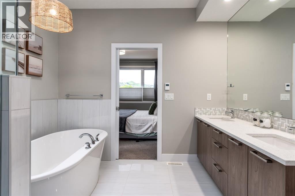 4321 72 Street Nw, Calgary, Alberta  T3B 2L1 - Photo 20 - A2320399