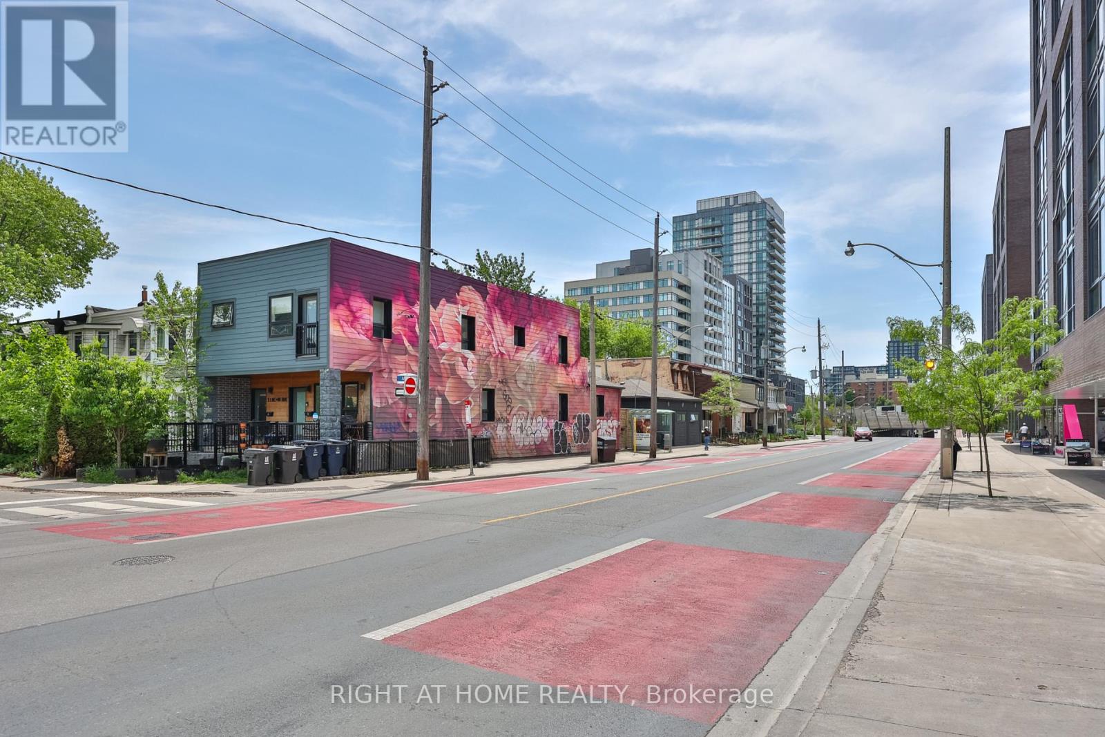 1 - 31 Alma Avenue, Toronto, Ontario  M6J 1N2 - Photo 15 - C13066112