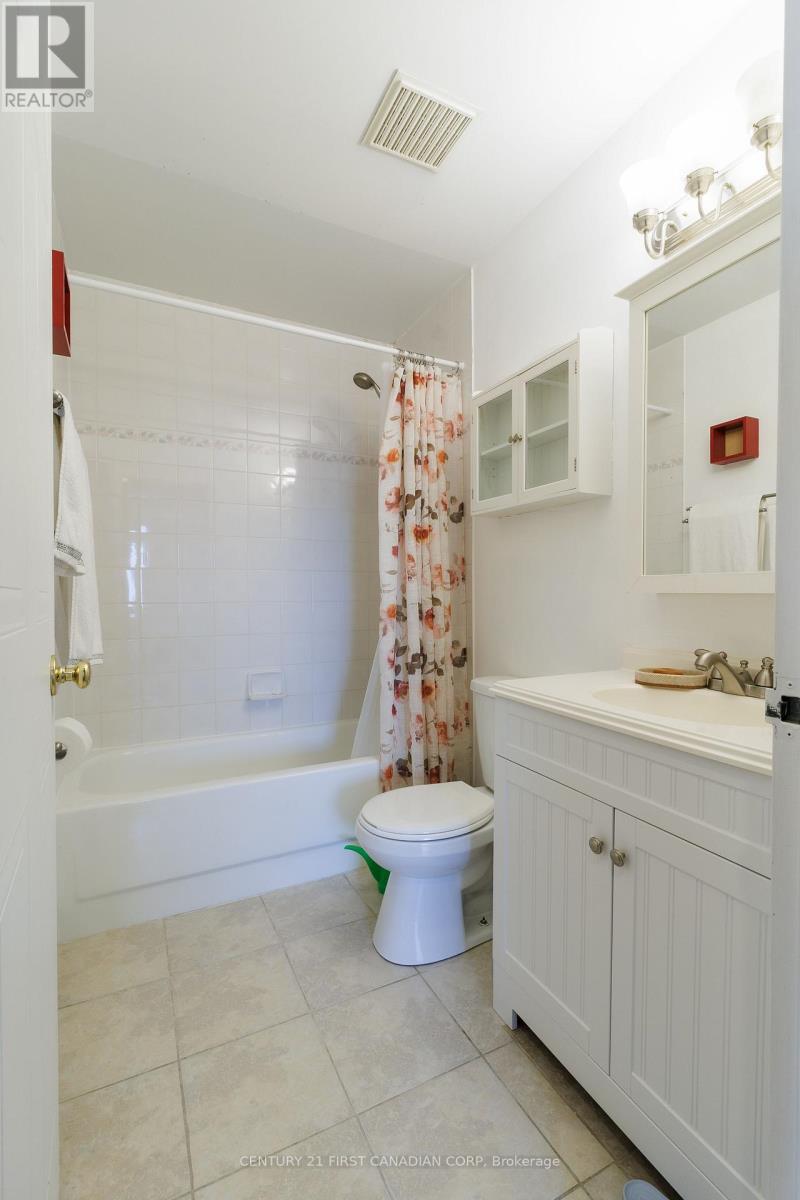 1001 - 30 Chapman Court, London North, Ontario  N6G 4Y4 - Photo 25 - X13445312