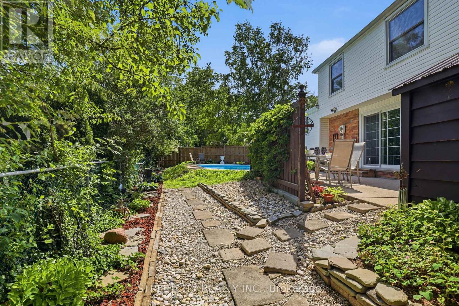 1 Jason Court, London South, Ontario  N6J 2B9 - Photo 34 - X13445422