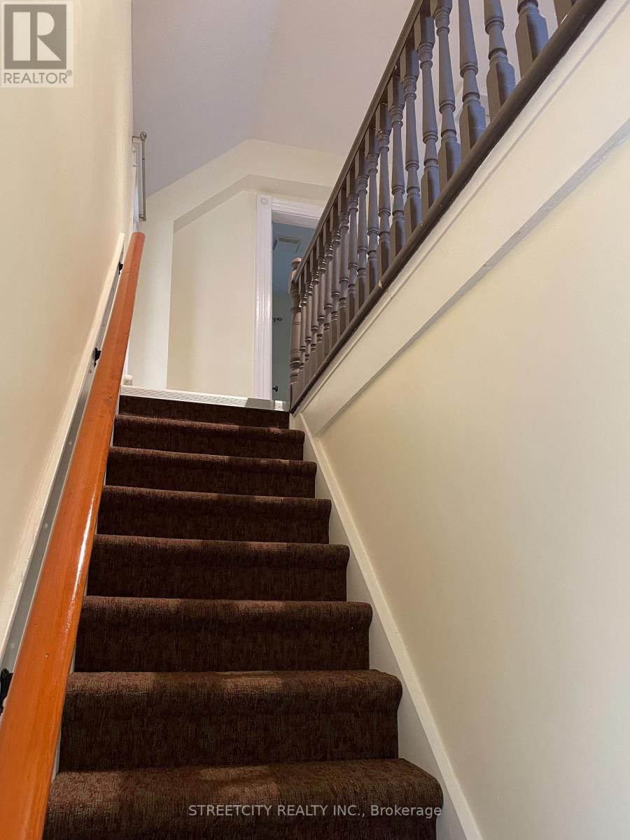 6 Victor Street, London South, Ontario  N6C 1B7 - Photo 13 - X13445550