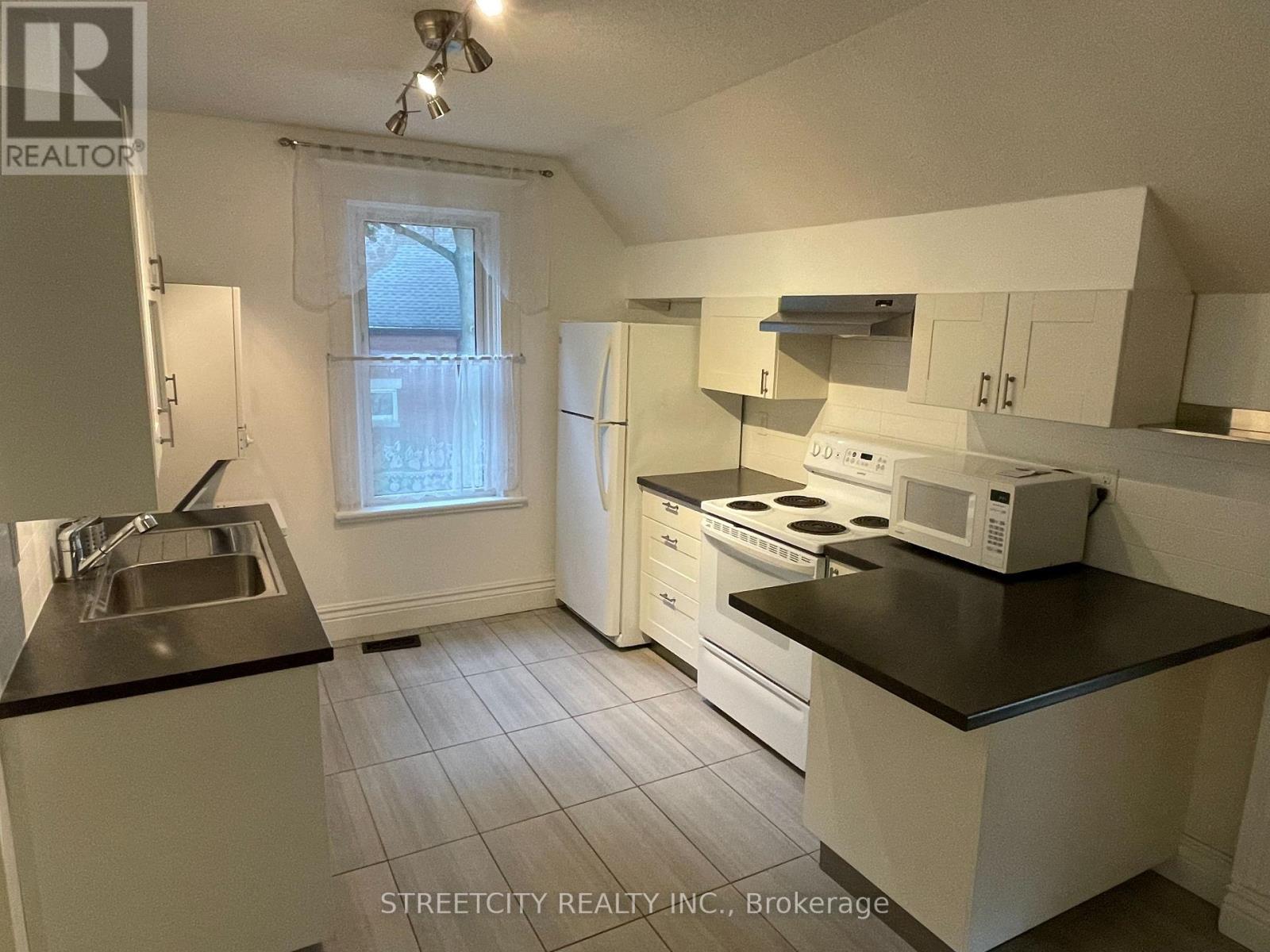 6 Victor Street, London South, Ontario  N6C 1B7 - Photo 16 - X13445550