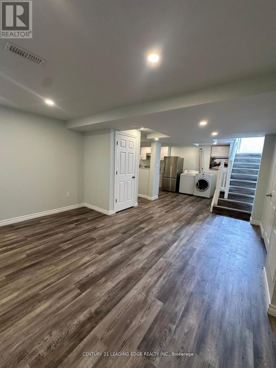 Main - 1506 Reesor Court, Pickering, Ontario  L1X 2M9 - Photo 10 - E13445284