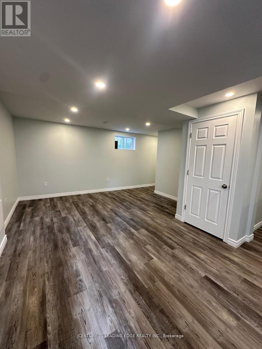 Main - 1506 Reesor Court, Pickering, Ontario  L1X 2M9 - Photo 11 - E13445284