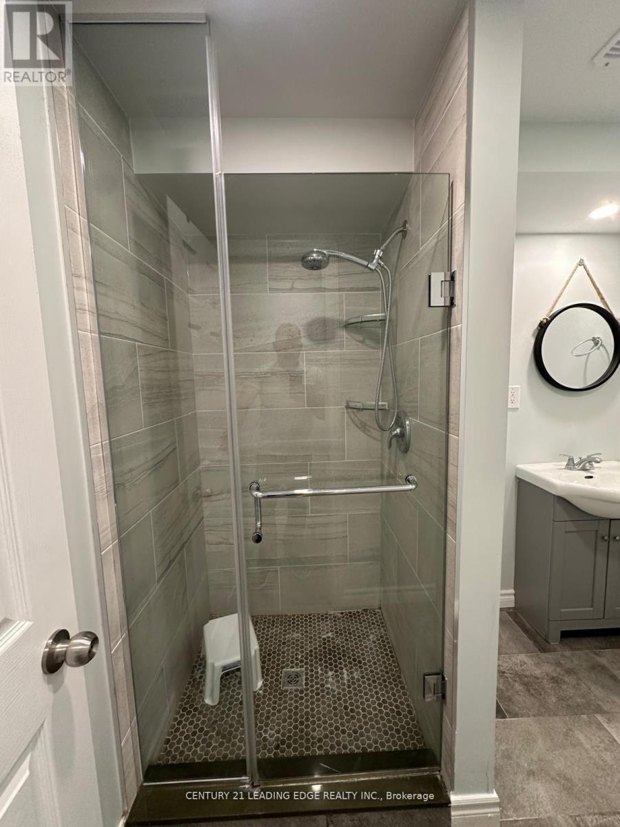 Main - 1506 Reesor Court, Pickering, Ontario  L1X 2M9 - Photo 13 - E13445284