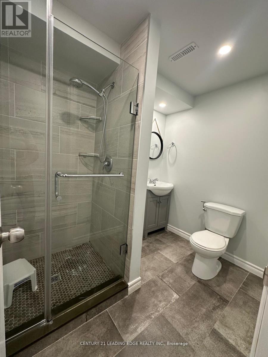 Main - 1506 Reesor Court, Pickering, Ontario  L1X 2M9 - Photo 8 - E13445284