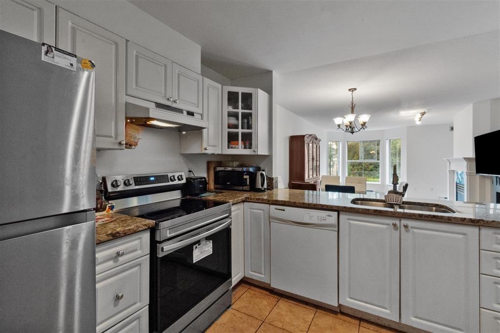 212 15130 108 Avenue, Surrey, British Columbia  V3R 0T4 - Photo 8 - R3135483