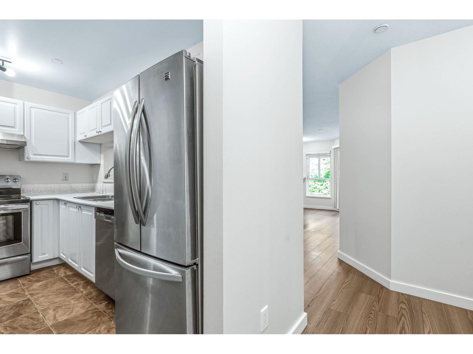 307 16137 83 Avenue, Surrey, British Columbia  V4N 0N1 - Photo 4 - R3135090