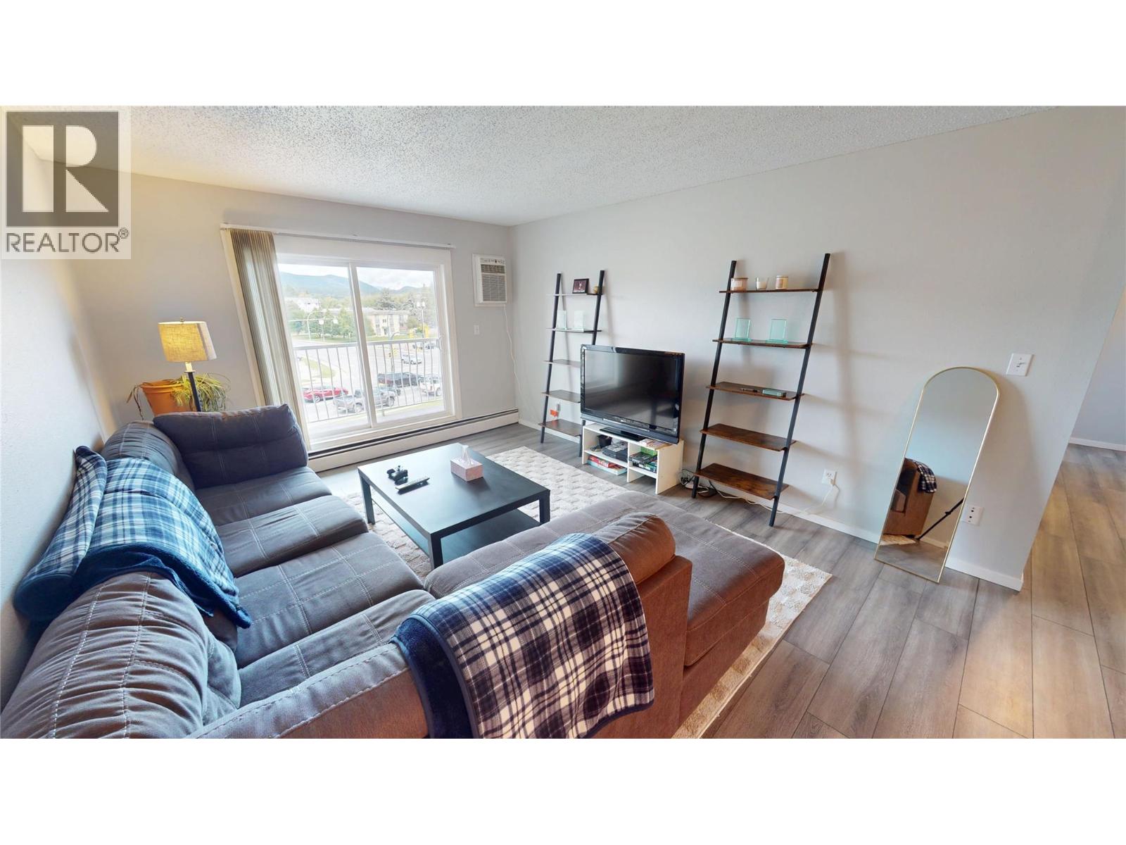 2011 2nd Street N Unit# 306, Cranbrook, British Columbia V1C 3L4 - Photo 3 - 10391454
