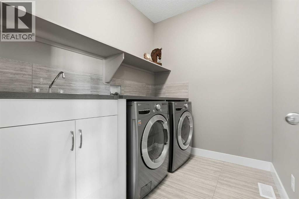 120 Fortress Bay Sw, Calgary, Alberta T3H 0T3 - Photo 37 - A2317762