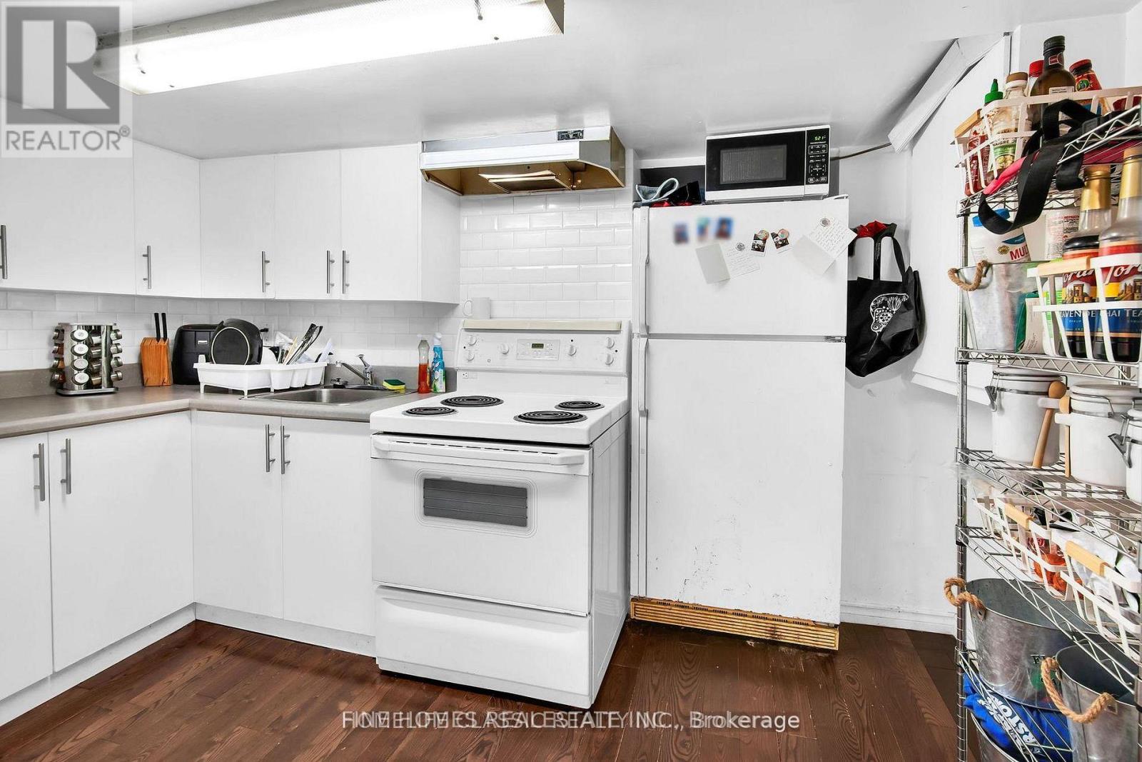 Basement - 72 Gayla Street, Vaughan (Brownridge), Ontario  L4J 6G1 - Photo 2 - N13445090