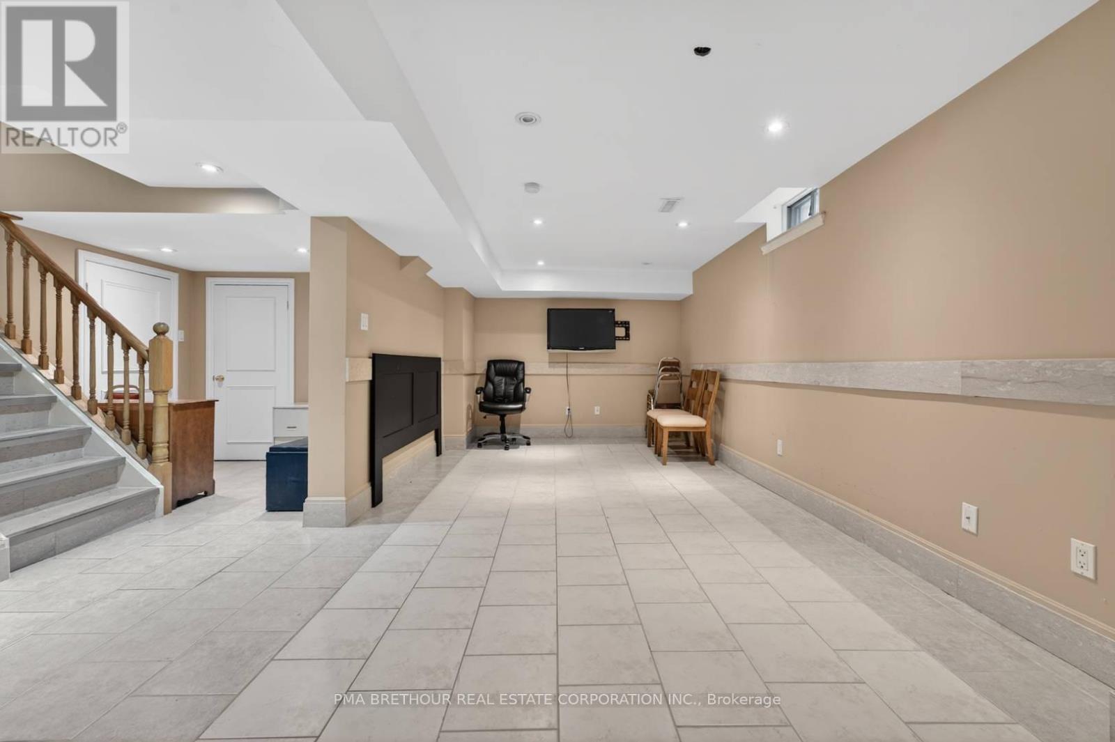 50 Patna Crescent, Vaughan (Maple), Ontario  L6A 1N6 - Photo 18 - N13445198