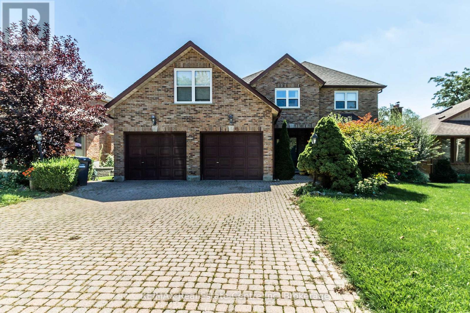 79 WOODLAND GLEN DRIVE, guelph (kortright hills), Ontario