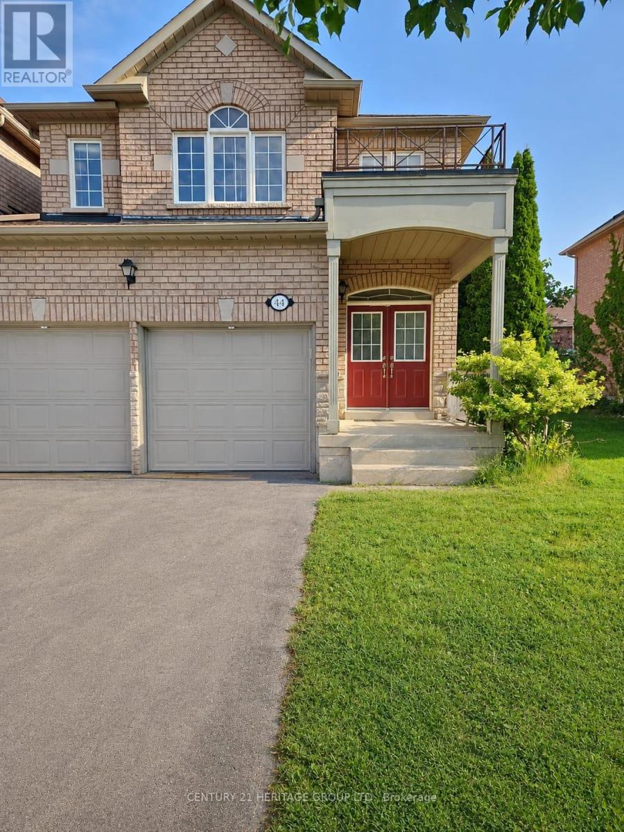 44 STARR CRESCENT, Aurora, Ontario