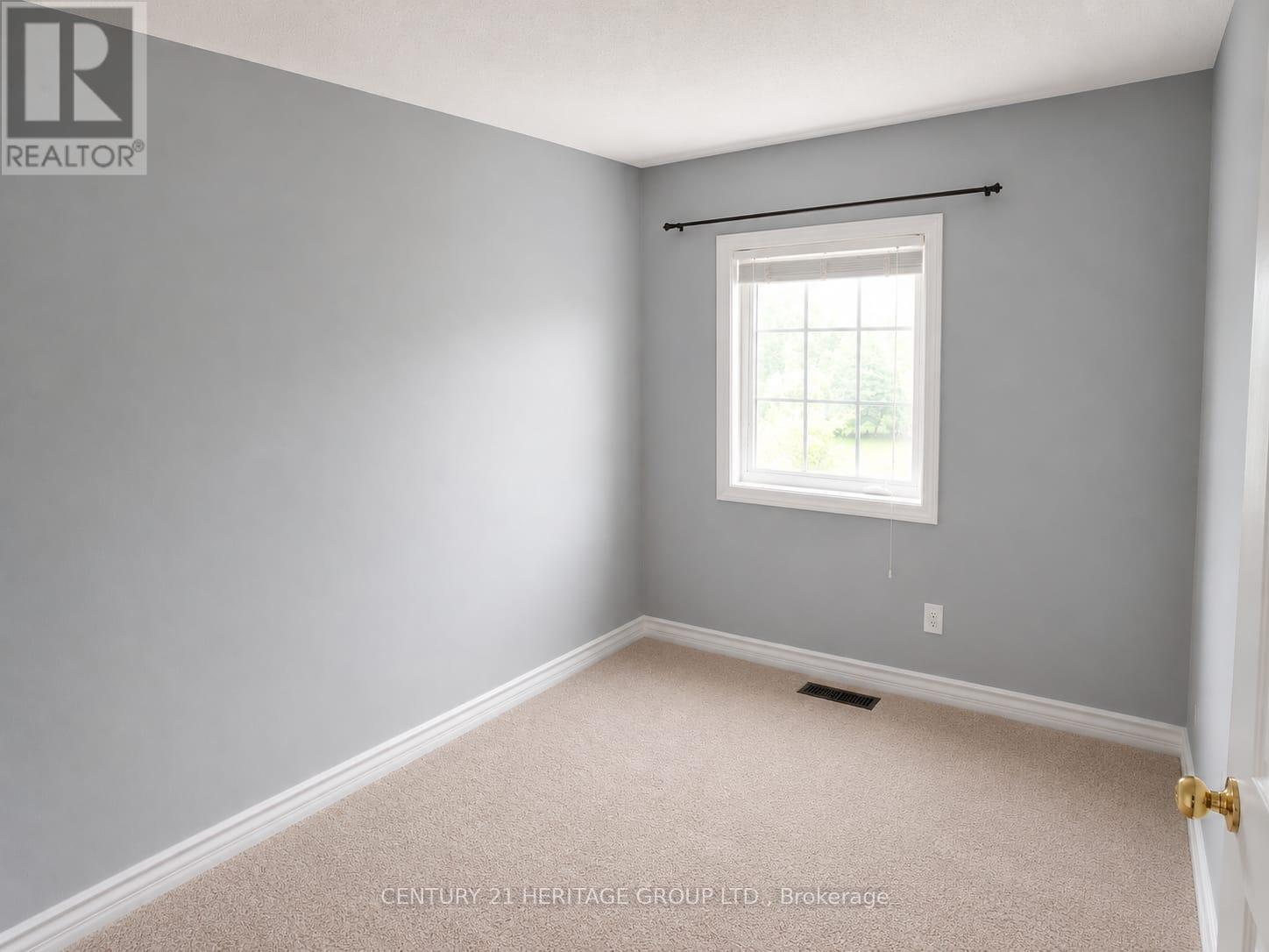 44 Starr Crescent, Aurora, Ontario  L4G 7X3 - Photo 9 - N13445276