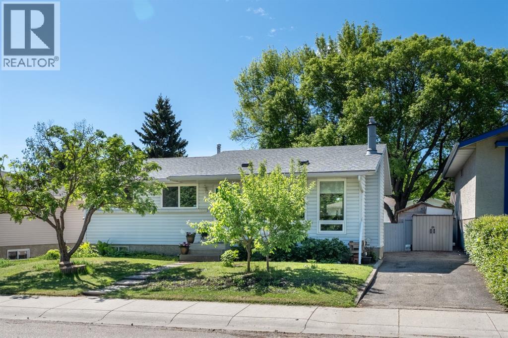 1019 Lysander Drive SE, Calgary, Alberta  T2C 1R8 - Photo 2 - A2319035