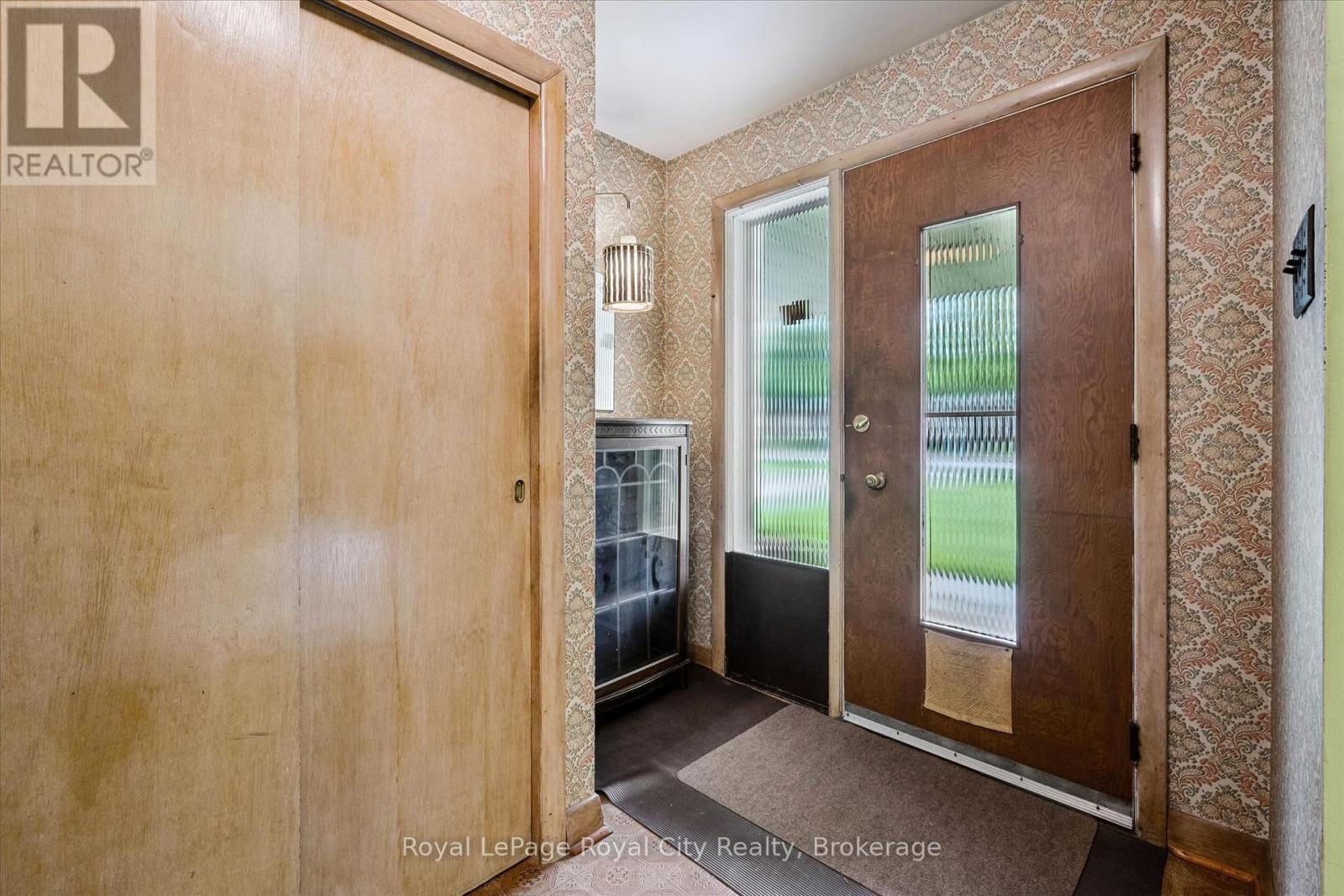 45 Waverley Drive, Guelph (Riverside Park), Ontario  N1E 1G7 - Photo 5 - X13445664