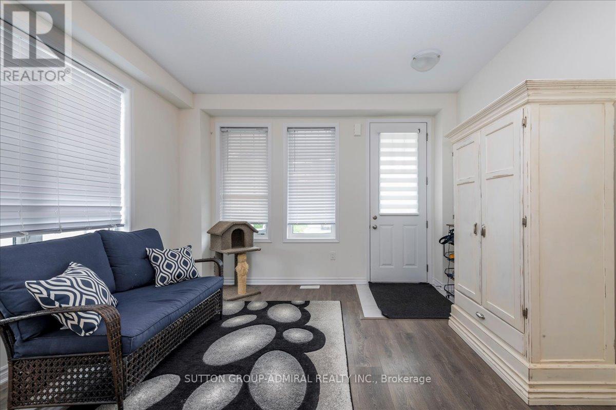 34 Abby Drive, Wasaga Beach, Ontario L9Z 0K2 - Photo 2 - S13445148