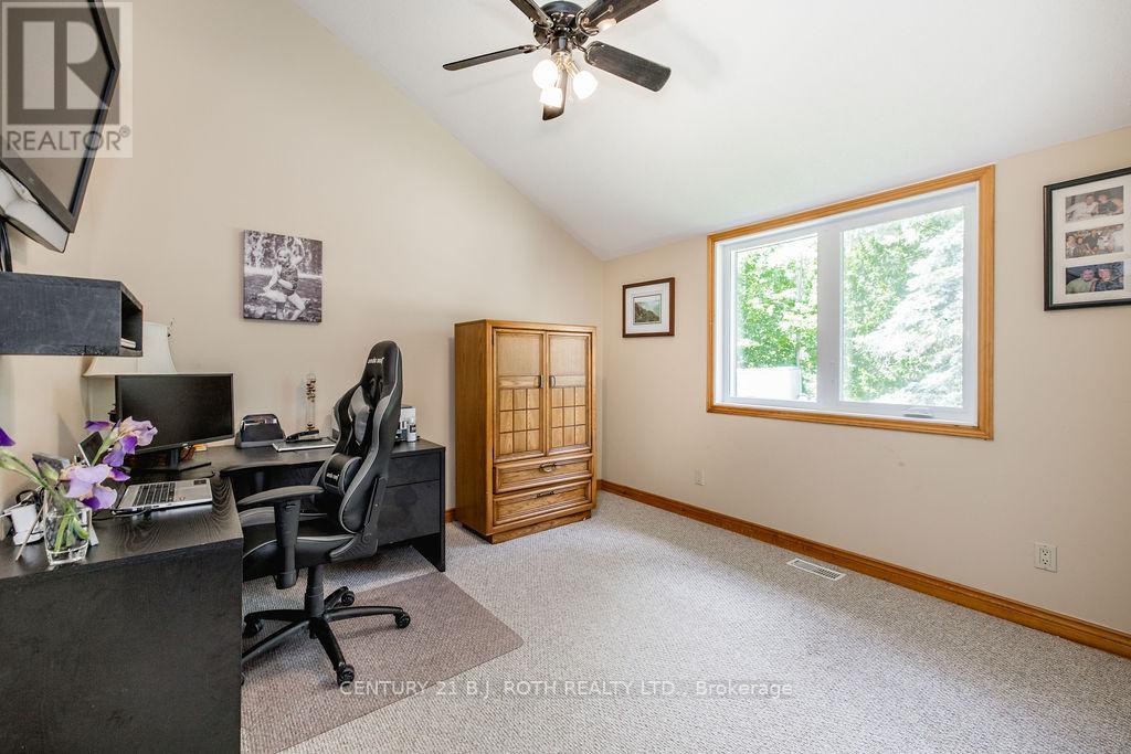 2711 Foxmead Road, Oro-Medonte, Ontario  L0K 1E0 - Photo 19 - S13445182