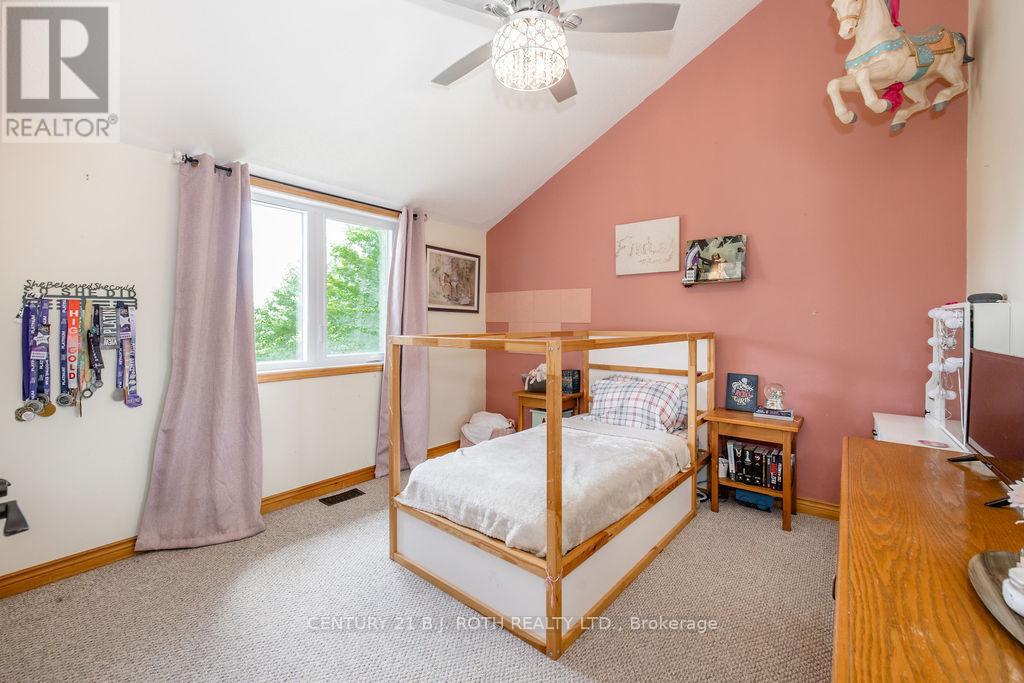 2711 Foxmead Road, Oro-Medonte, Ontario  L0K 1E0 - Photo 21 - S13445182