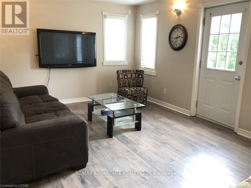 Upper - 17 Sterling Street, London East, Ontario  N5Y 1Y4 - Photo 12 - X13019226