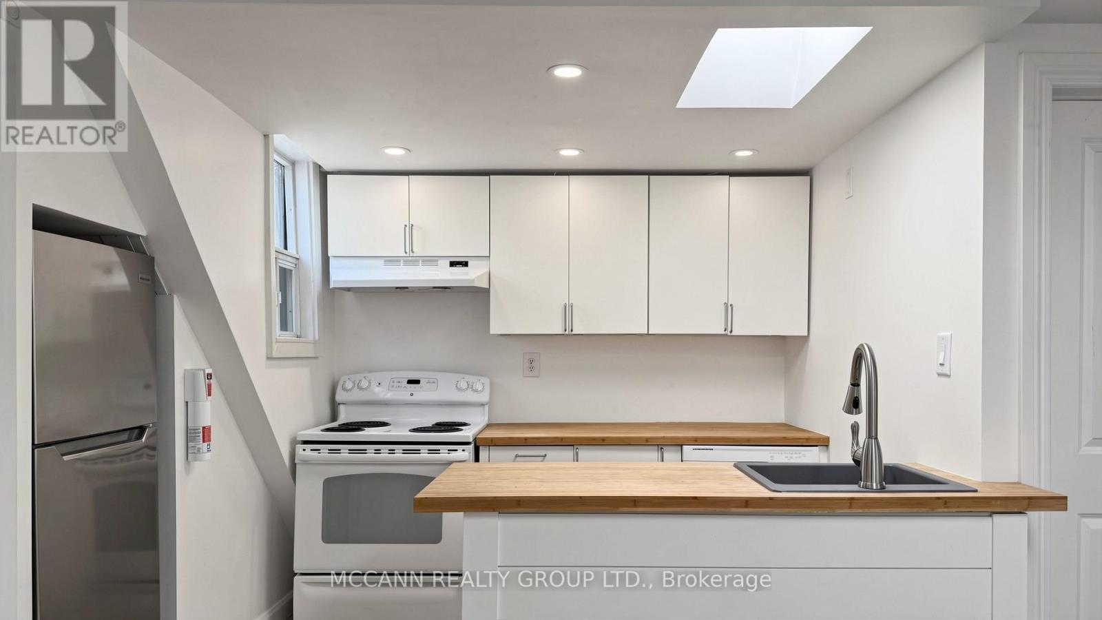 384 Whitmore Avenue, Toronto, Ontario  M6E 2N4 - Photo 11 - W13445150
