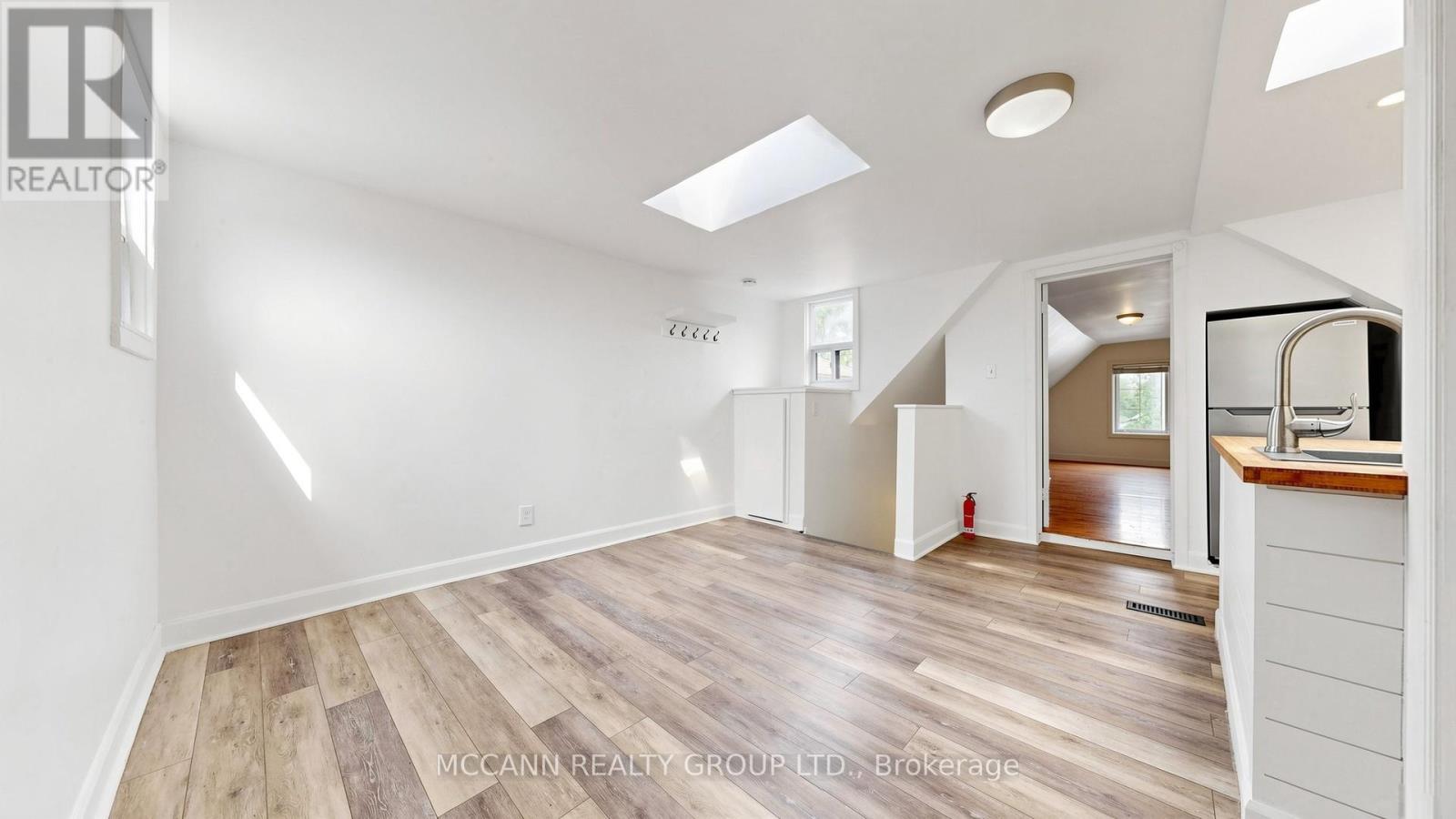 384 Whitmore Avenue, Toronto, Ontario  M6E 2N4 - Photo 7 - W13445150