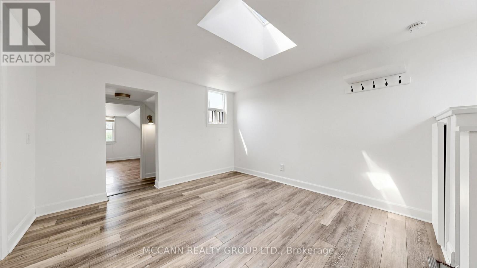 384 Whitmore Avenue, Toronto, Ontario  M6E 2N4 - Photo 8 - W13445150