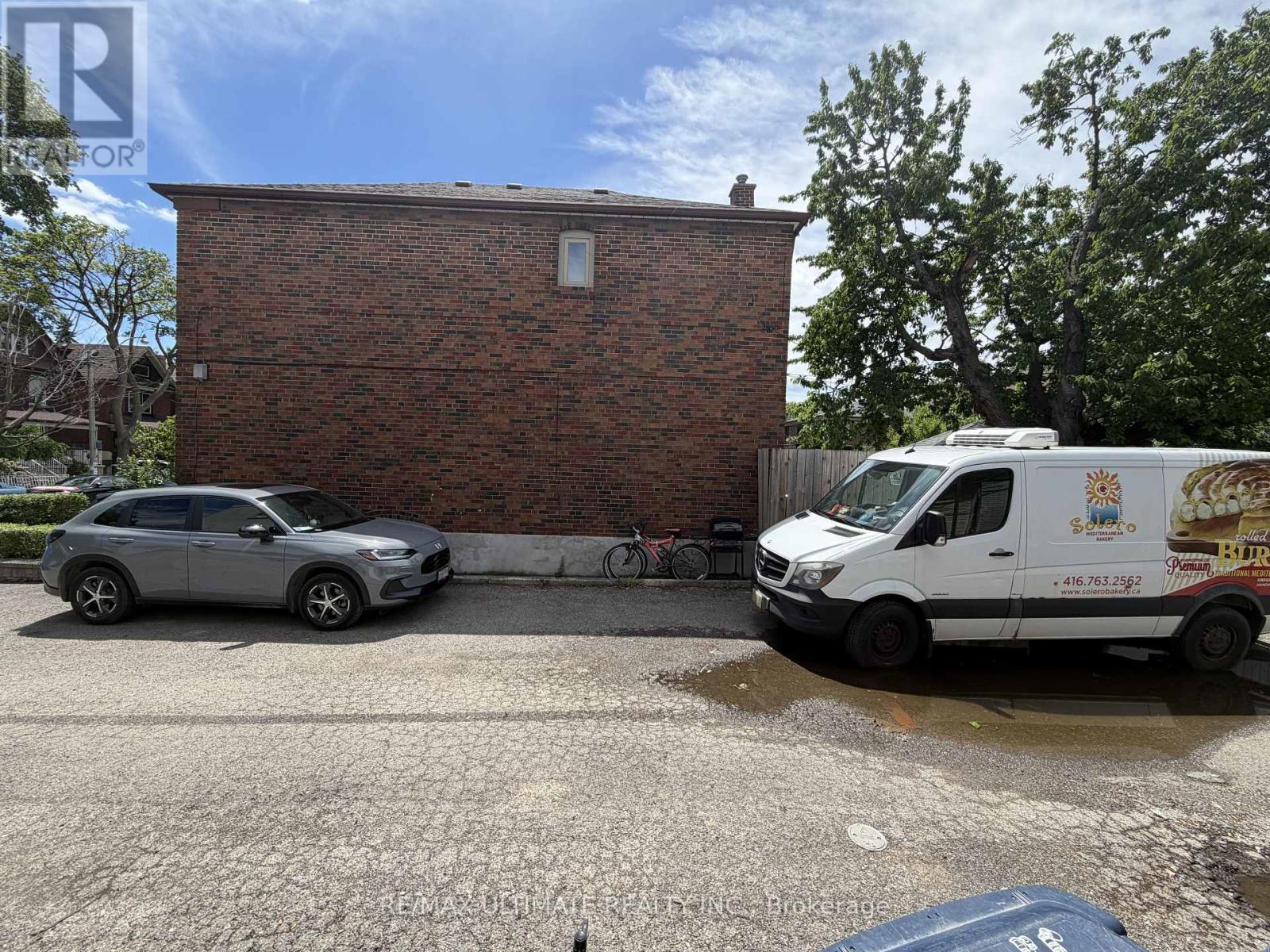 Main - 1547 Dupont Street, Toronto, Ontario  M6P 3S5 - Photo 9 - W13445176