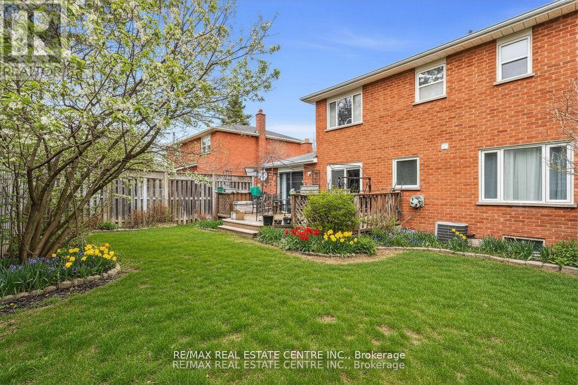 255 Kensington Place, Orangeville, Ontario  L9W 4G8 - Photo 32 - W13445208
