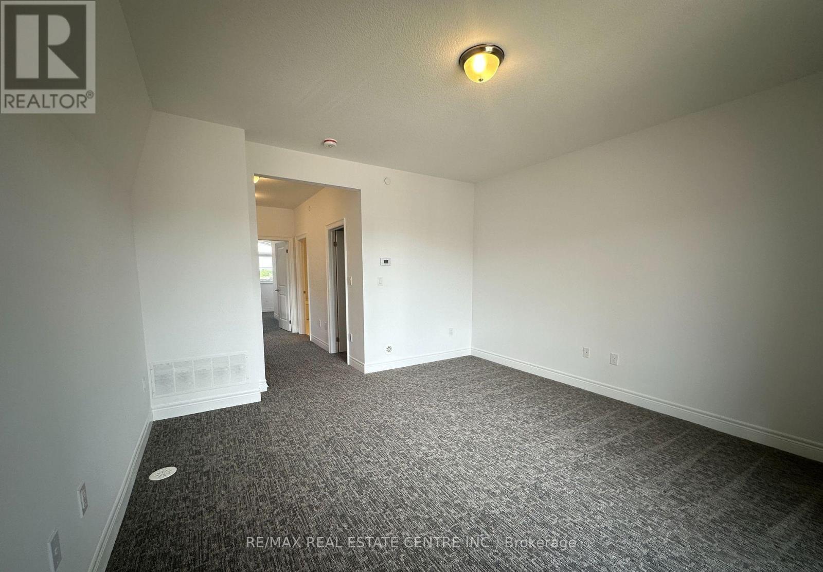 49 - 2140 Trafalgar Road, Oakville, Ontario  L6H 7H2 - Photo 17 - W13445212