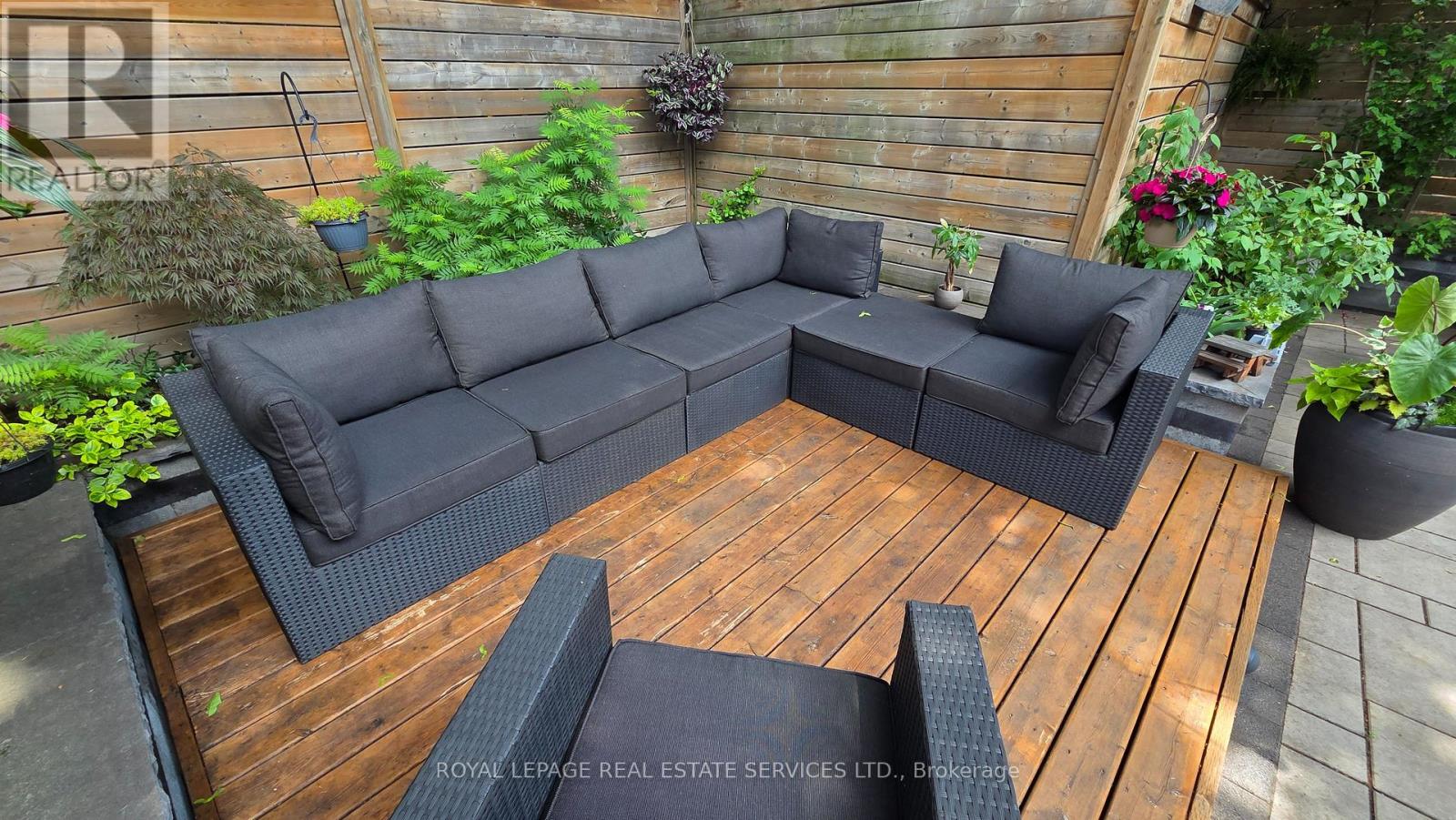 24 Morningside Avenue, Toronto, Ontario  M6S 1C3 - Photo 34 - W13445230