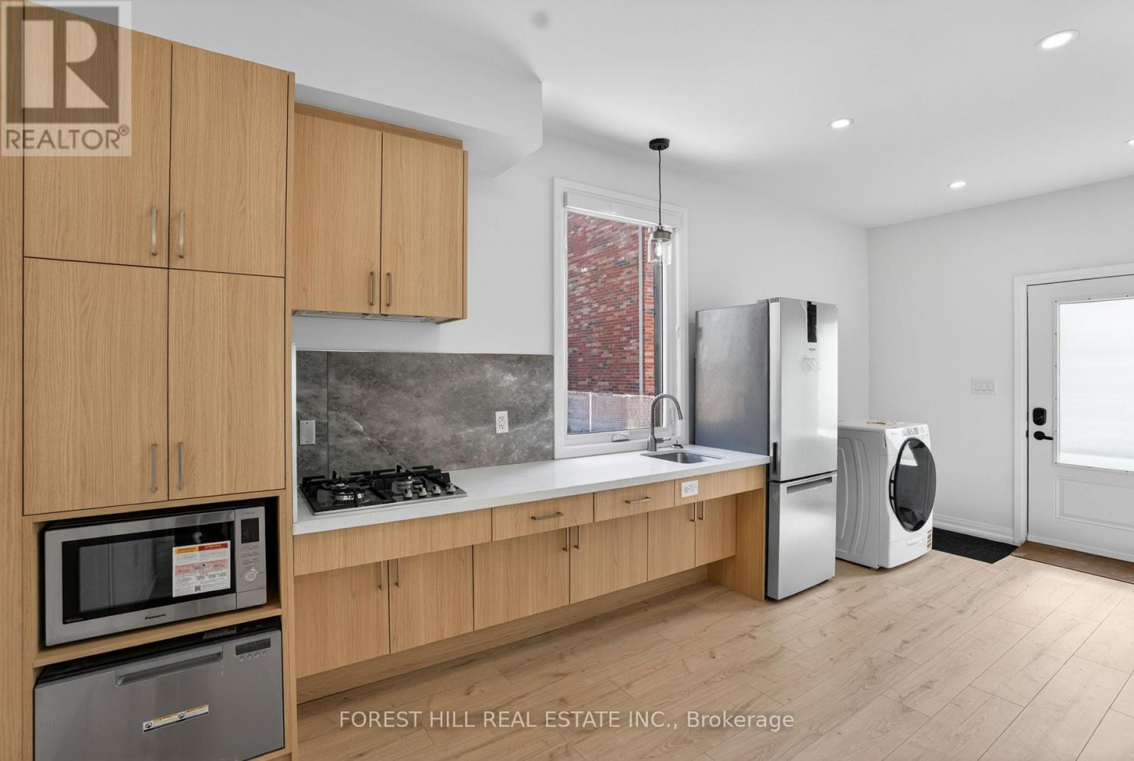 R - Garden Suite - 20 John Best Avenue, Toronto, Ontario  M9N 1C3 - Photo 3 - W13445234