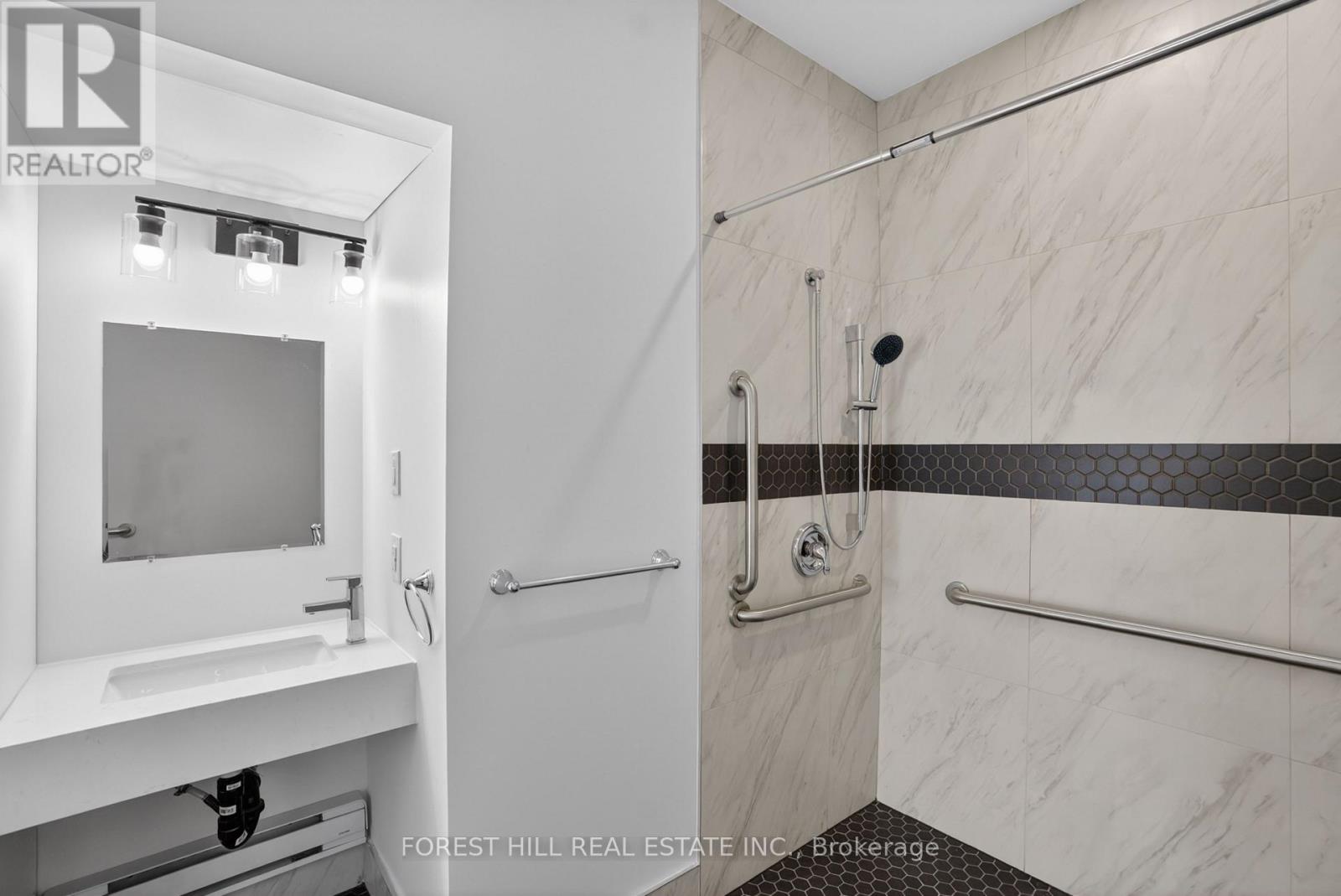 R - Garden Suite - 20 John Best Avenue, Toronto, Ontario  M9N 1C3 - Photo 4 - W13445234