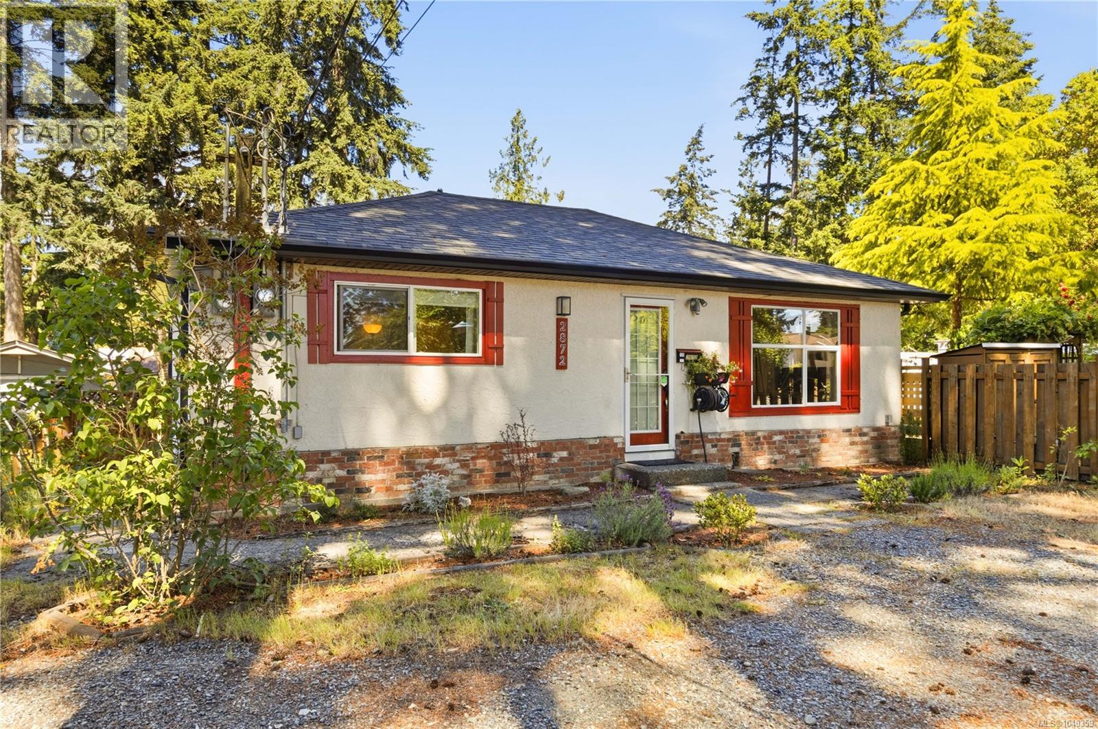2872 Glen Lake Rd