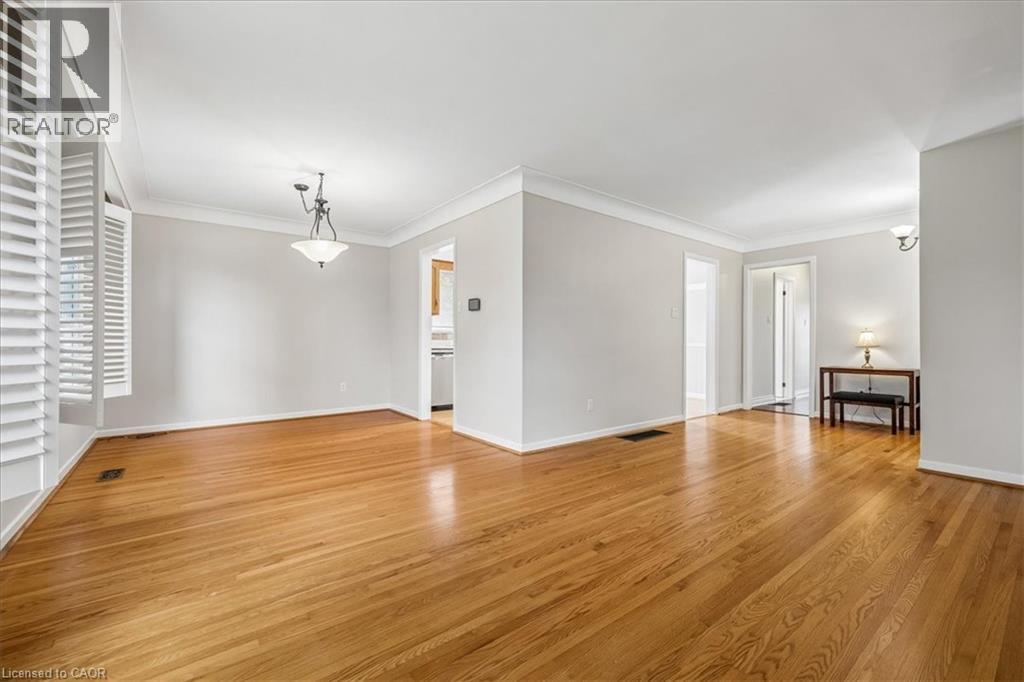 668 Bridle Wood, Burlington, Ontario  L7L 4E1 - Photo 9 - 40826578