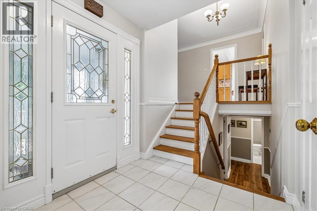 668 Bridle Wood, Burlington, Ontario  L7L 4E1 - Photo 6 - 40826578