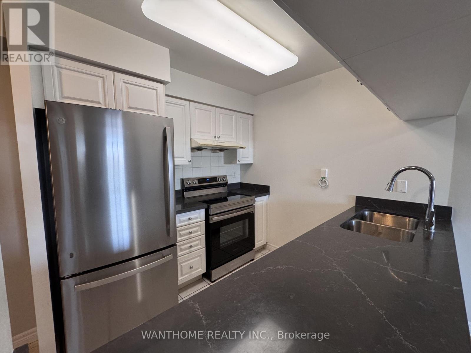 810 - 28 Empress Avenue, Toronto, Ontario  M2N 6Z7 - Photo 4 - C13445300
