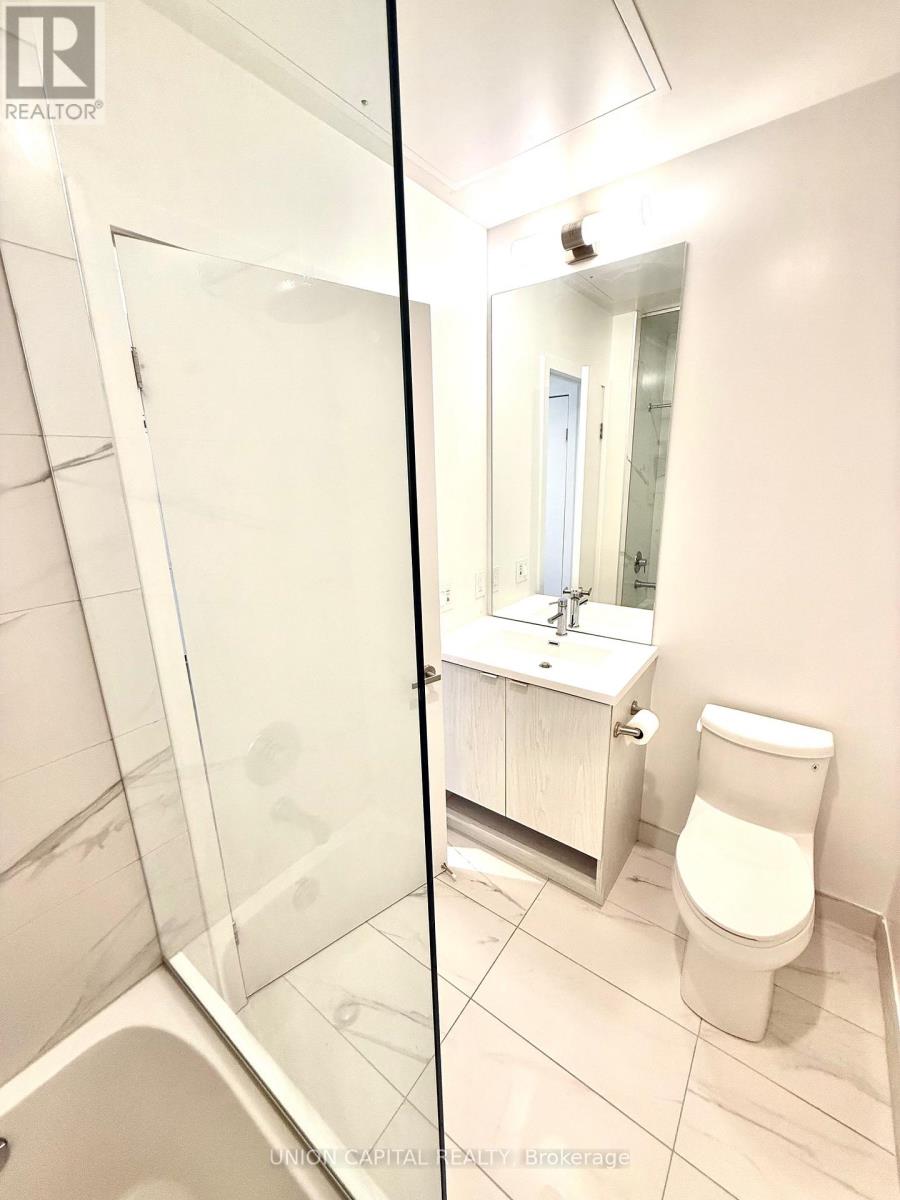 7006 - 55 Cooper Street, Toronto, Ontario  M5E 0G1 - Photo 6 - C13445324