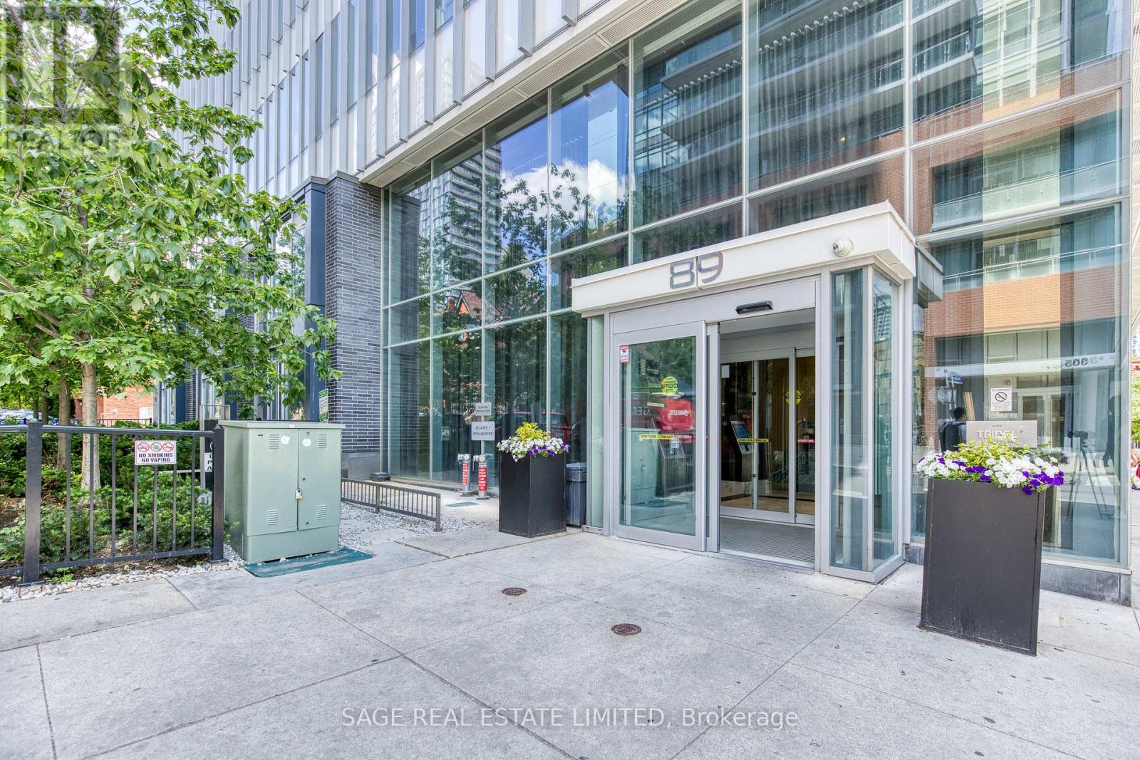 1001 - 89 MCGILL STREET, Toronto, Ontario