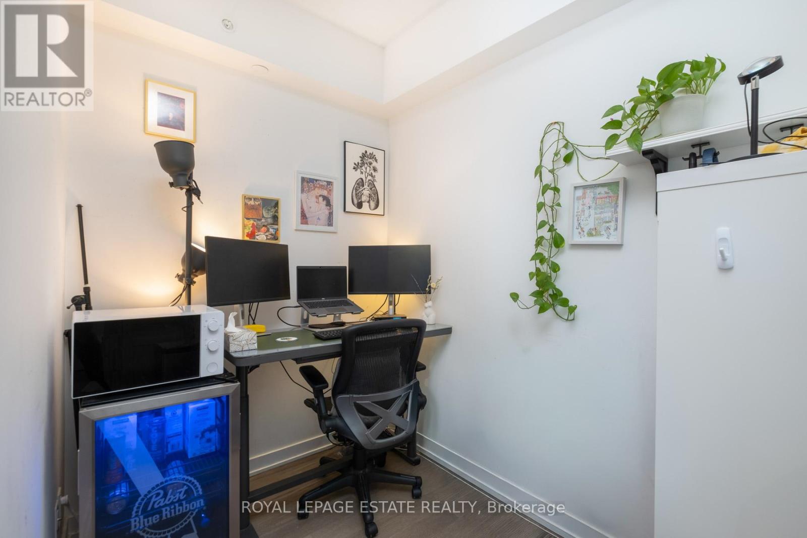 2607 - 161 Roehampton Avenue, Toronto, Ontario  M4P 0C8 - Photo 10 - C13445402