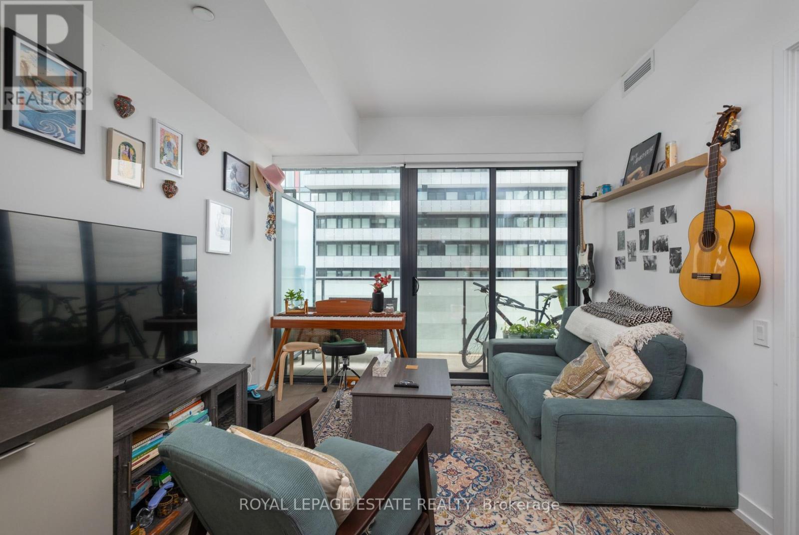 2607 - 161 Roehampton Avenue, Toronto, Ontario  M4P 0C8 - Photo 8 - C13445402